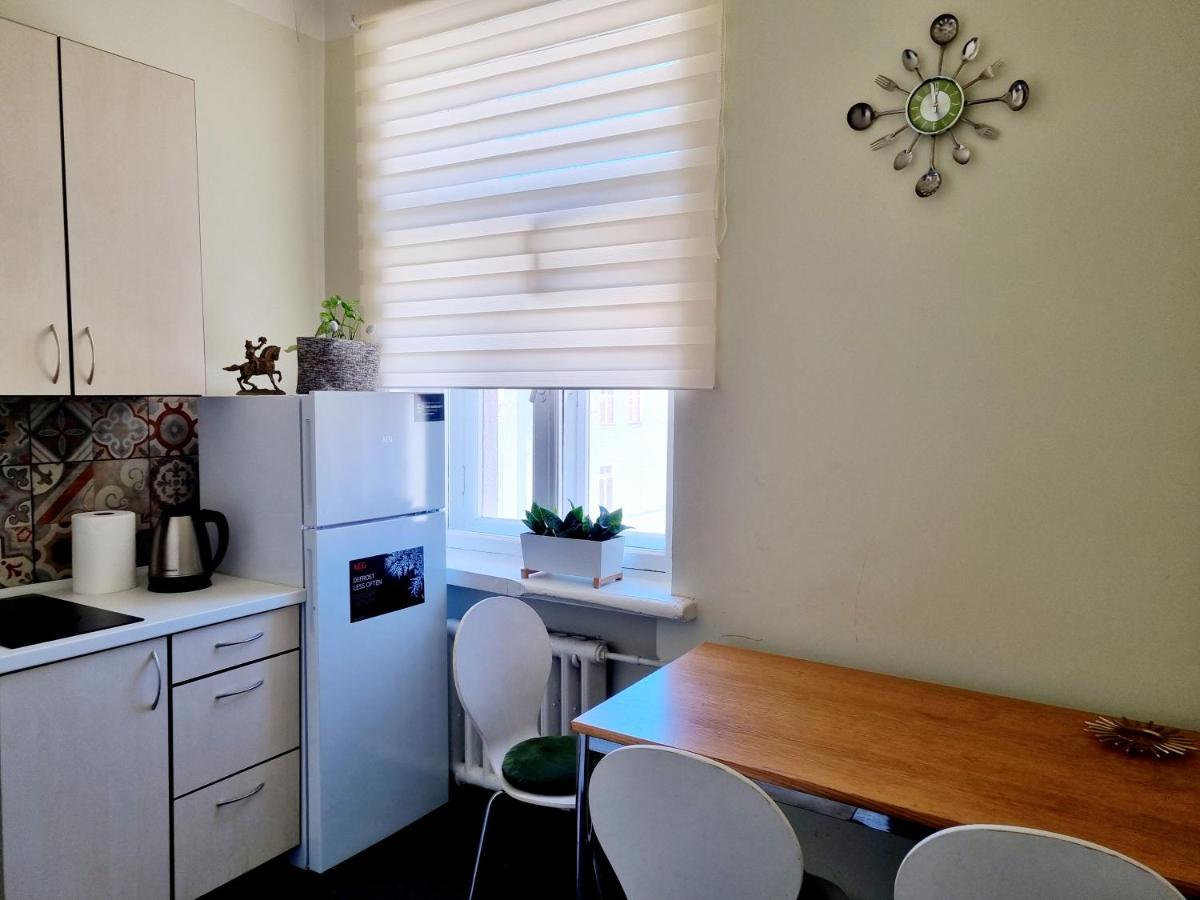 Classy Green Old Town Apartment Klaipėda Extérieur photo